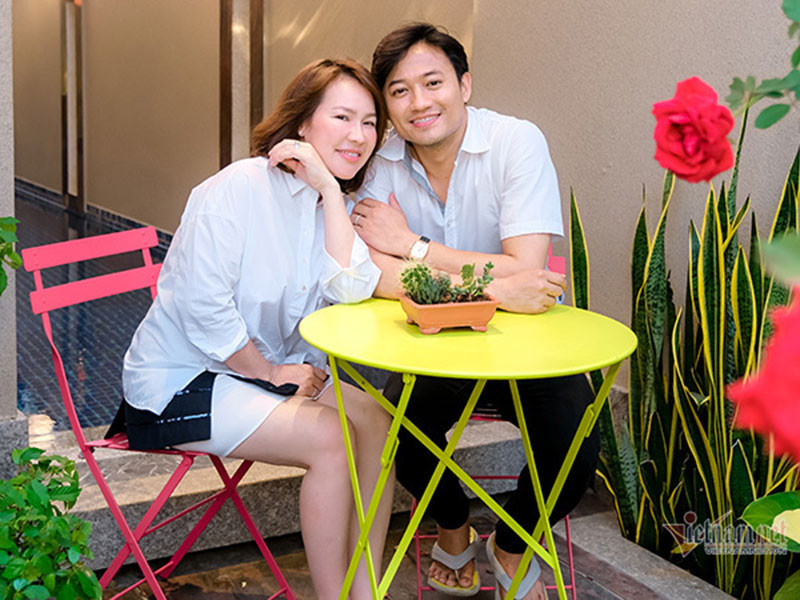 "Vợ rất hiểu cho công việc, đam mê và lý tưởng sống riêng của chồng nên luôn ủng hộ tôi hết mình", anh tâm sự. Ảnh: Vietnamnet