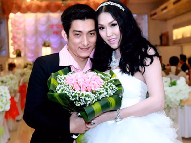 Chồng cũ của Phi Thanh Vân còn cho biết, cả hai từng nhiều lần lừa dối dư luận. Trước những lời tố, Phi Thanh Vân phản pháo và tố ngược Bảo Duy nhưng sau đó âm thầm giải quyết ồn ào với chồng cũ. Ảnh: Dân Việt