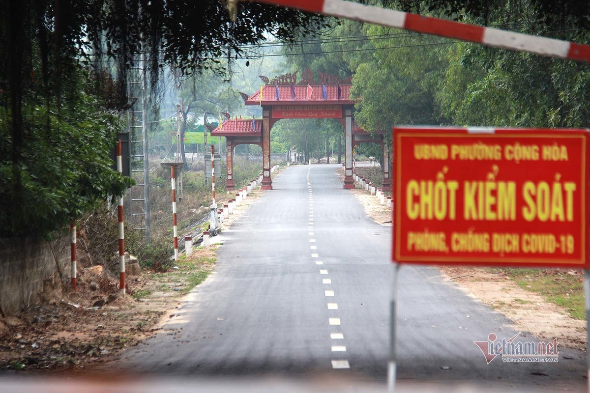 Mung 1 Tet: Canh de thuong trong khu cach ly TP Chi Linh-Hinh-8