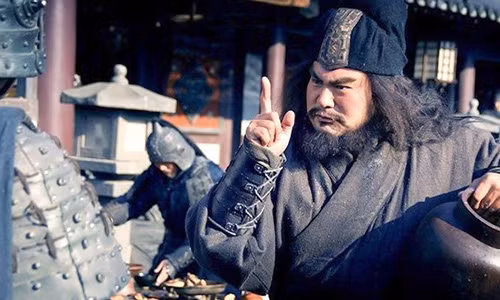 Von kieu ngao, vi sao Quan Vu van khen 1 nguoi truoc mat Truong Phi?-Hinh-2