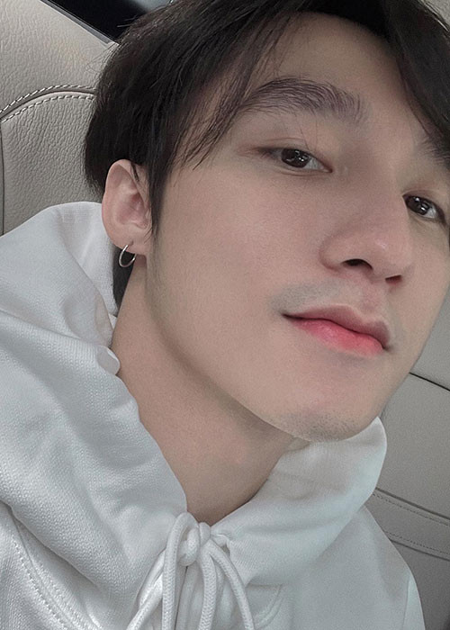 Sơn Tùng M-TP xuất hiện trước công chúng sau lùm xùm, không ở ẩn như Hải Tú.