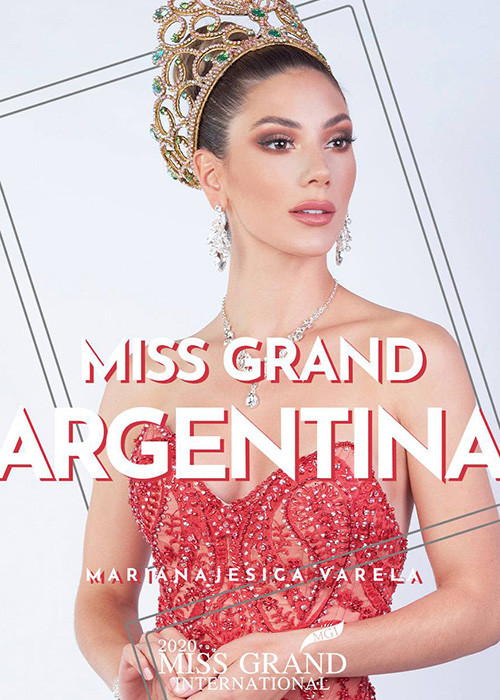 Mariana Varel cũng là đối thủ của Ngọc Thảo. Đại diện Argentina có lợi thế là khả năng catwalk và tạo dáng nhờ làm người mẫu từ năm 14 tuổi.