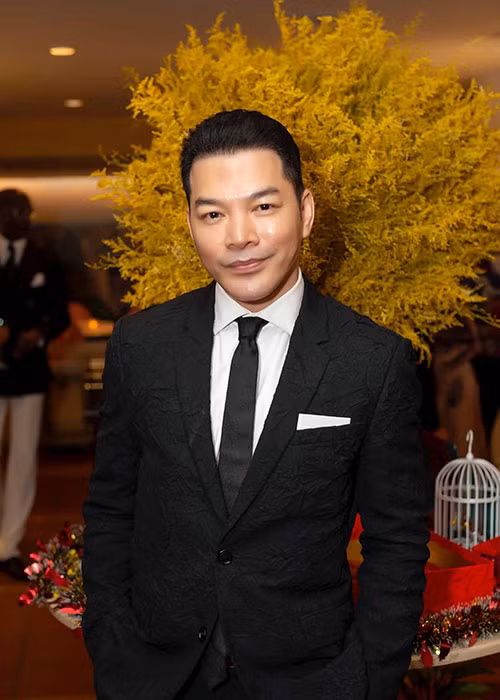 Trần Bảo Sơn rất kín tiếng về đời tư. Sau khi ly hôn Trương Ngọc Ánh, anh không công khai bất kì mối tình nào.