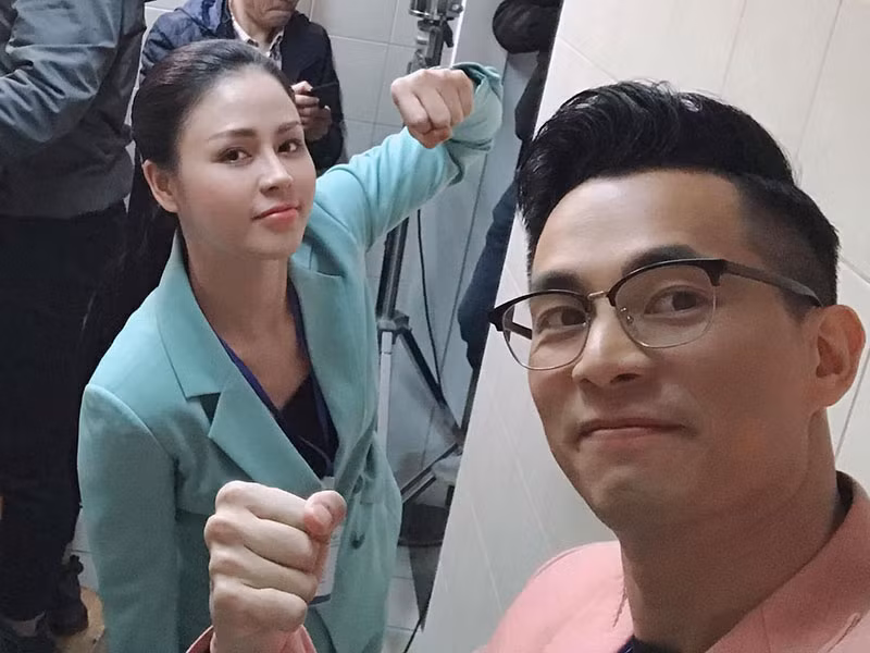 Nhiều khán giả phim "Hướng dương ngược nắng" có phản ứng ghét lây Mạnh Cường vì vai diễn phản diện.