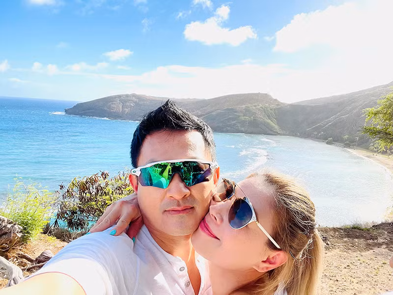 Câu chuyện Thanh Thảo từng hủy hôn với một đại gia nước ngoài, quyền cao chức trọng được nữ ca sĩ chia sẻ vào năm 2016. 1 năm sau, cô công khai tìm được bến đỗ bình yên. Nửa kia của Thanh Thảo là doanh nhân Tom Han.