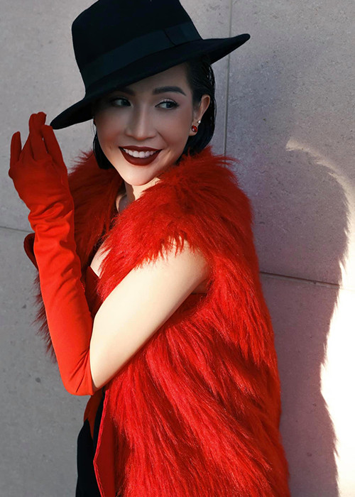 Gần đây, Khả Như chia sẻ trên Đẹp về quan điểm: “Tôi có thể thất tình, có thể trải qua nỗi đau, hỉ nộ ái ố nhưng những điều này không quan trọng bằng chuyện thất nghiệp”.