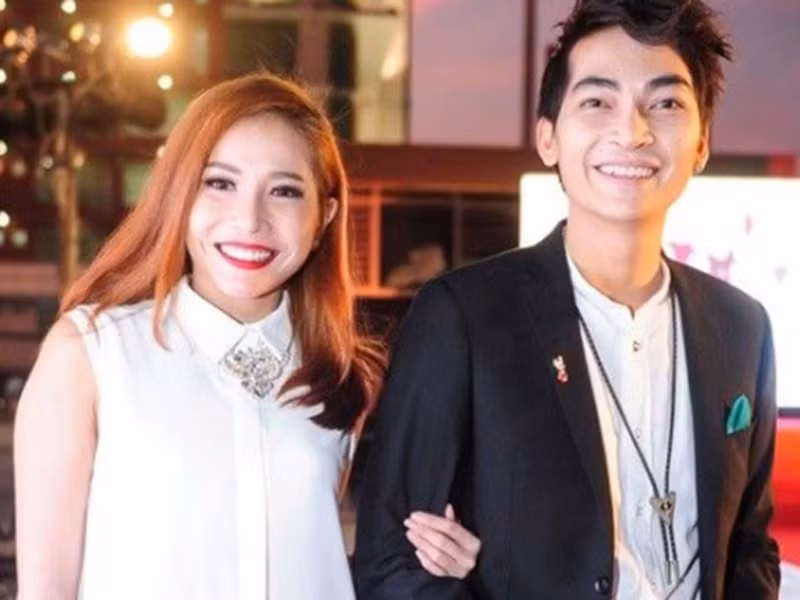 Khi công khai hẹn hò Khương Ngọc, Khả Như dính nghi vấn là người thứ ba xen vào chuyện tình của anh và Thanh Trúc. Tuy nhiên, Khả Như một mực phủ nhận tin đồn. Ảnh: Saostar