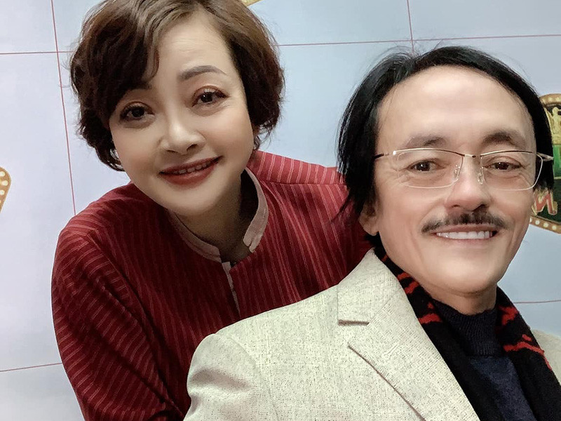 Từng có tin đồn Trà My có cát-sê hàng chục cây vàng. Cô chia sẻ trên Vietnamnet, lúc đó cô nhiều show nhưng thu nhập ổn chứ không tới mức cầm nhiều vàng quá.