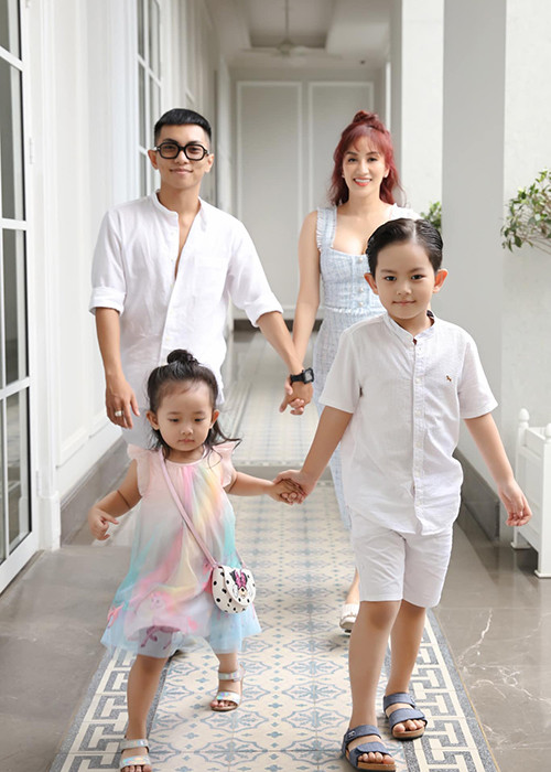 Phan Hiển đến nay vẫn luôn chiều chuộng Khánh Thi.