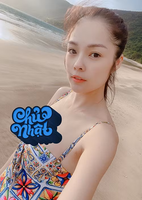 Sau khi chia tay Minh Luân, Dương Cẩm Lynh kết hôn. Hiện tại, cô là bà mẹ đơn thân.