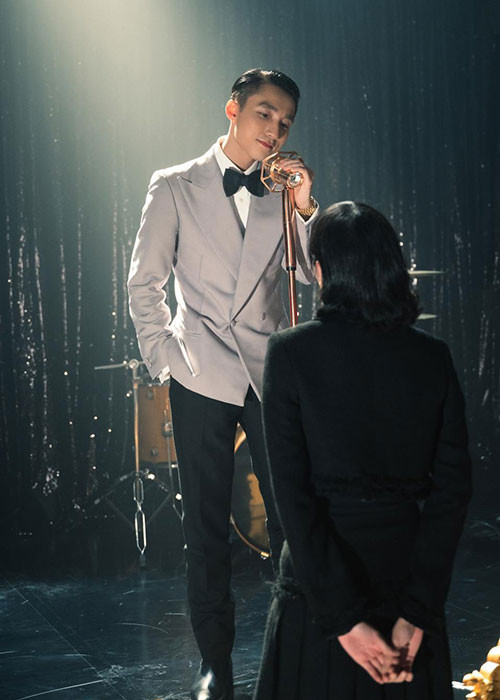 Giai điệu bài hát “Chúng ta của hiện tại” của Sơn Tùng được nhiều khán giả cho rằng giống video Bruno Mars Type Beat 'IS YOU MINE của GC. Trong khi Sơn Tùng M-TP chưa có động thái nào, GC nhiều lần khẳng định rằng “Chúng ta của hiện tại” sẽ sớm trở lại.