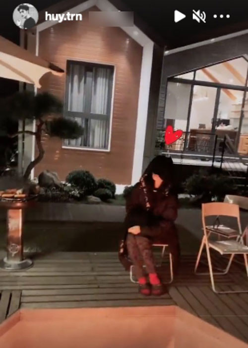 Tình tin đồn của Ngô Thanh Vân chia sẻ hình ảnh nghỉ dưỡng ở Đà Lạt bên cô gái được cho là Ngô Thanh Vân.