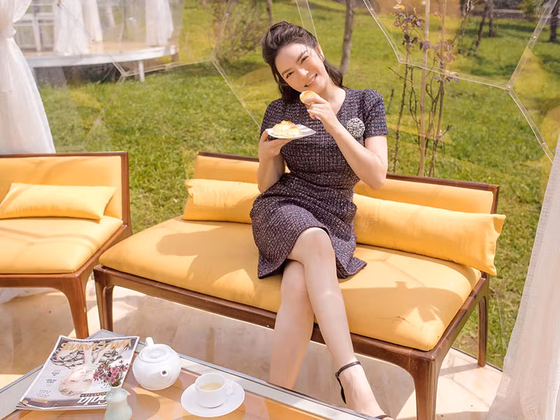 Lý Nhã Kỳ kinh doanh bất động sản, túi xách thời trang, đồng hồ, đồ hiệu, khu nghỉ dưỡng.