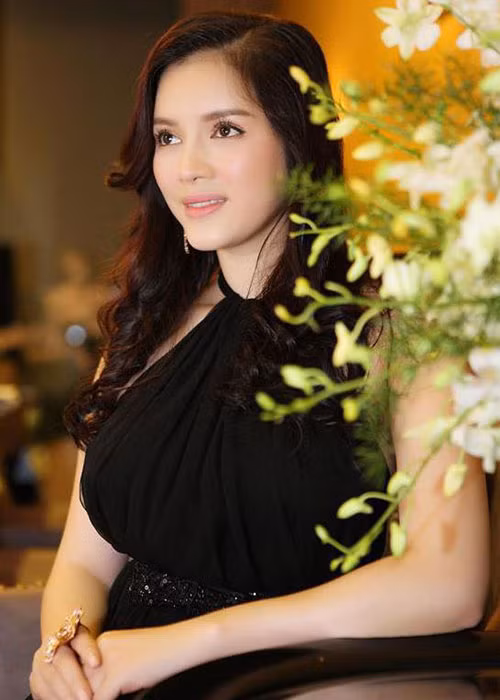 Lý Nhã Kỳ chia sẻ, cô chuyển qua kinh doanh khi nhìn thấy cơ hội cho mình ở thời điểm đỉnh cao của nghề diễn.