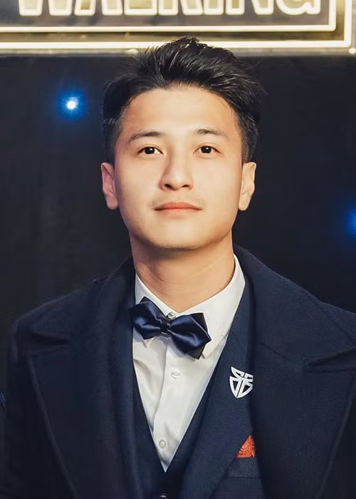 Huỳnh Anh thanh minh, anh không nghe điện thoại từ ê-kíp vì nhập viện truyền nước và quên không mang theo điện thoại. Bên cạnh đó, anh quên mất lịch ghi hình do không có trợ lý hay ê-kíp. Lời giải thích của Huỳnh Anh không làm hài lòng khán giả. Nhiều người chê trách anh làm việc thiếu chuyên nghiệp.