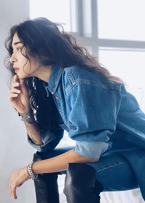 Năm 26 tuổi, Ngô Thanh Vân hẹn hò. Lần này, cô muốn có con với bạn trai. Tuy nhiên, nàng đả nữ của màn ảnh Việt lại chủ động chia tay.