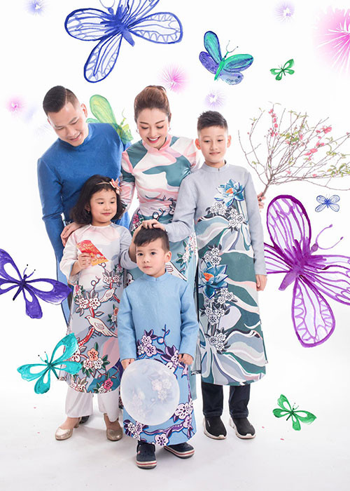 Sau khi trở lại Mỹ đón Tết cùng ông bà ngoại, con trai đầu lòng của Jennifer Phạm bị kẹt lại vì COVID-19.