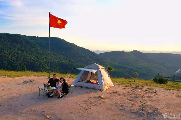 Diem cam trai san may 'sieu dinh' o Quang Ninh-Hinh-7