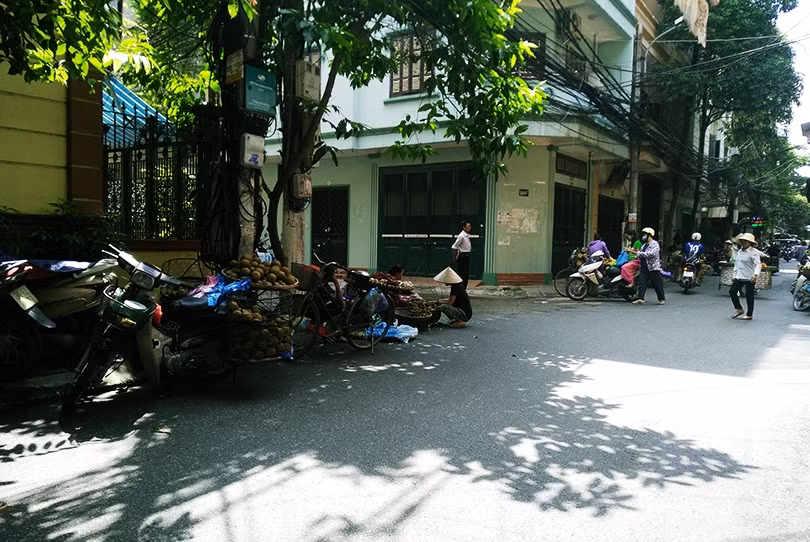 Trong năm 2017, Hà Nội đặt mục tiêu đạt 60%, hết năm 2018 đạt 100% cửa hàng bán trái cây tại quận nội thành Hà Nội có đăng ký kinh doanh. Các cửa hàng bán trái cây có biển hiệu nhận diện và đầy đủ các trang thiết bị, phương tiện phục vụ kinh doanh, bảo quản trái cây an toàn và chất lượng.