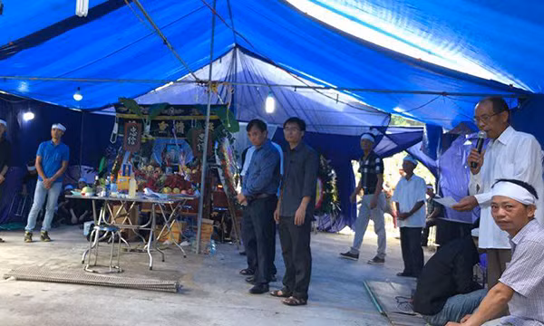 Nghen long dam tang thay giao qua doi vi tai nan o HN-Hinh-3