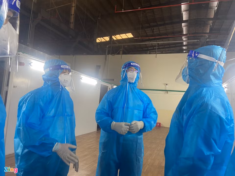 Bo Y te chuan bi thanh lap trung tam hoi suc Covid-19 tai quan 7