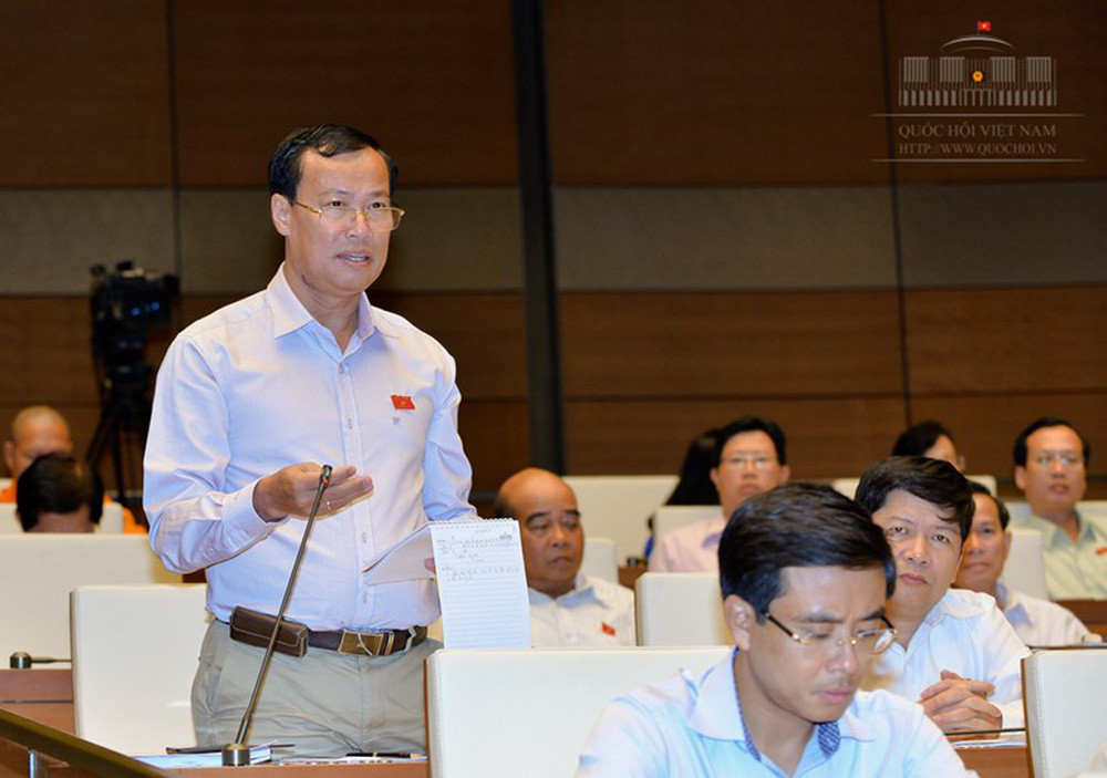 Ông là Đại biểu Quốc hội khóa XIV, từng giữ chức Trưởng Đoàn đại biểu Quốc hội tỉnh Bạc Liêu.