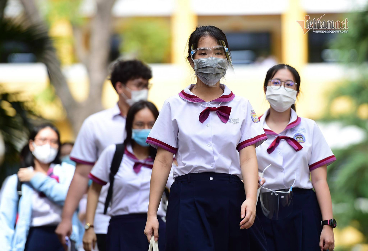 Cac dai hoc con bao nhieu chi tieu xet tuyen tu diem thi tot nghiep?