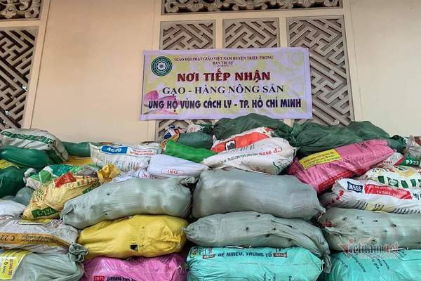 Nha con con lon 120kg, toi mang toi ung ho nguoi dan TP.HCM-Hinh-7