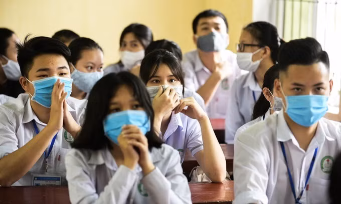 Ha Noi, TP.HCM khong thi tot nghiep THPT dot 2 vi COVID-19