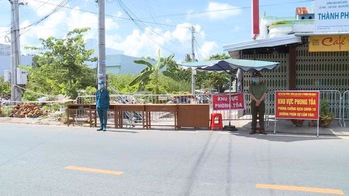 Dich COVID-19: Nhung dia phuong nao dang gian cach xa hoi-Hinh-6
