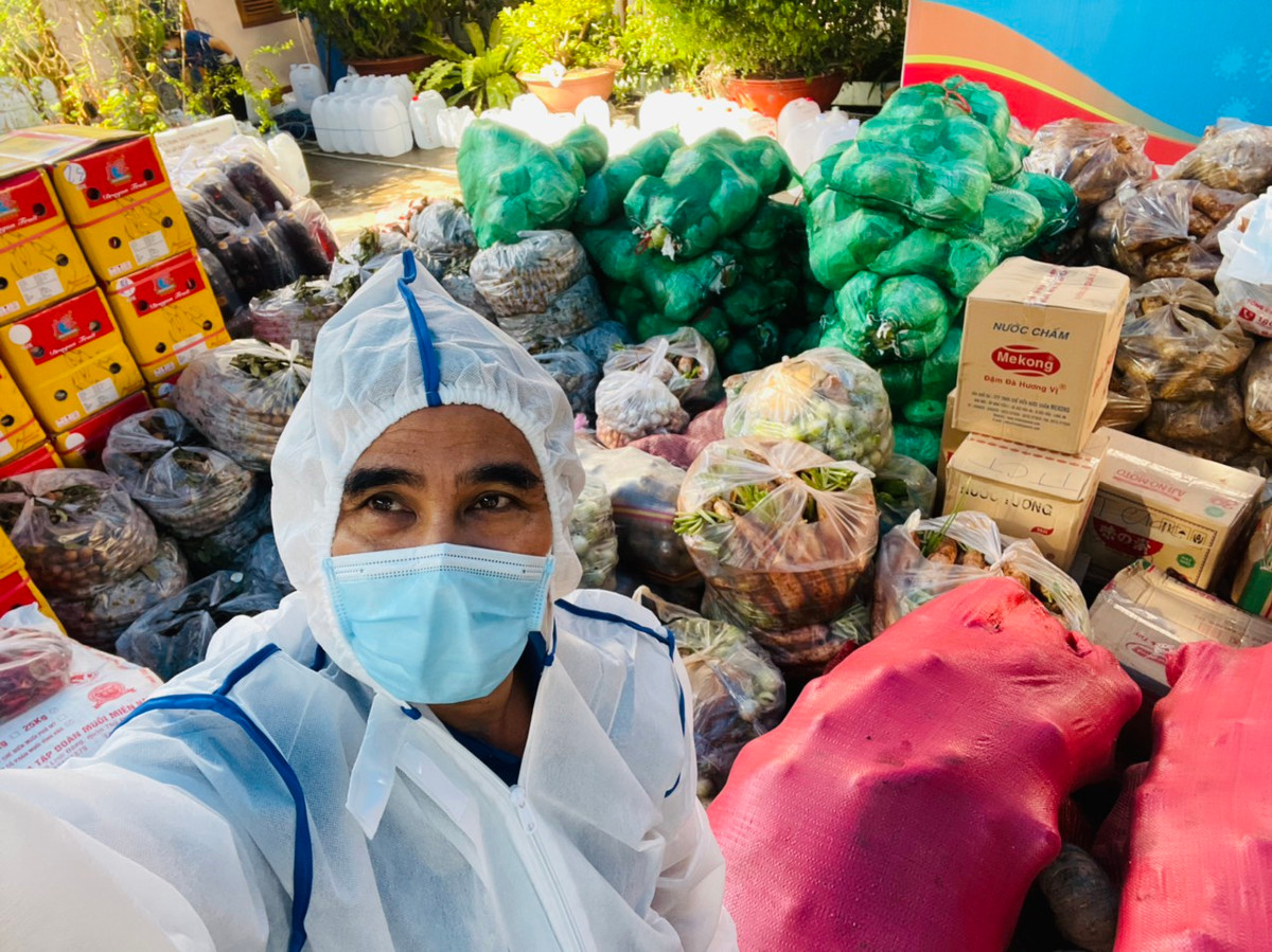 Quyen Linh: 'Toi voi giup khi biet co nguoi o khu cach ly no tien tro'-Hinh-2