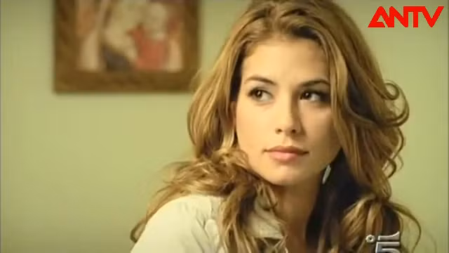 Nữ chính Rosy Abate trong phim.