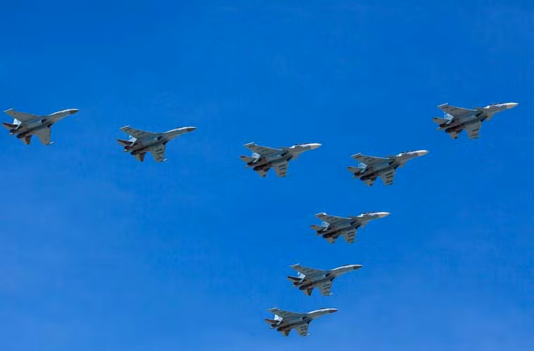 Rõ ràng, tiêm kích đa năng Su-30SM hoàn toàn phù hợp với Không quân Nhân dân Việt Nam ở thời điểm hiện tại. Đó là giải pháp an toàn và đáng tin cậy nhằm nâng cao sức chiến đấu của không quân trong nhiệm vụ bảo vệ vùng trời, vùng biển.