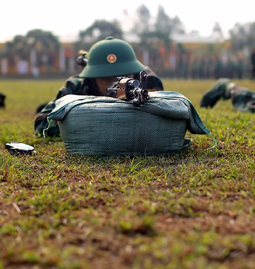 Với sự nhiệt thành của tuổi trẻ, chiến sĩ mới của đơn vị đã thể hiện sức sống, khát khao được cống hiến vì Tổ quốc qua các hoạt động huấn luyện.