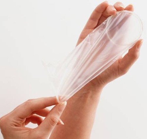 Sự cố trong quan hệ tình dục có thể xảy ra như va chạm quá mạnh, móng tay… làm rách "bao cao su".