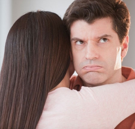 Để không gặp phải những rắc rối trong đời sống tình dục, không gặp phải những bệnh tật liên quan đến đường sinh sản. Bên cạnh đó, có thể phát hiện và điều trị sớm (nếu có thể) một số bệnh tật có thể ảnh hưởng đến vấn đề tình dục, mang thai, sinh đẻ về sau.