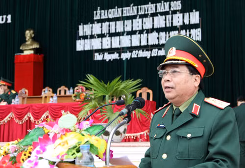 Bo doi Quan khu 1 dieu duyet doi ngu hoanh trang