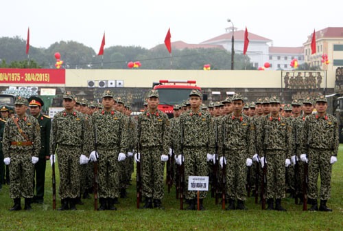 Cán bộ, chiến sĩ đặc công Quân khu 1 trong Lễ ra quân huấn luyện.