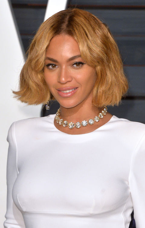 Beyoncé thành công trong việc tạo dựng hình ảnh cùng kiểu tóc bob.