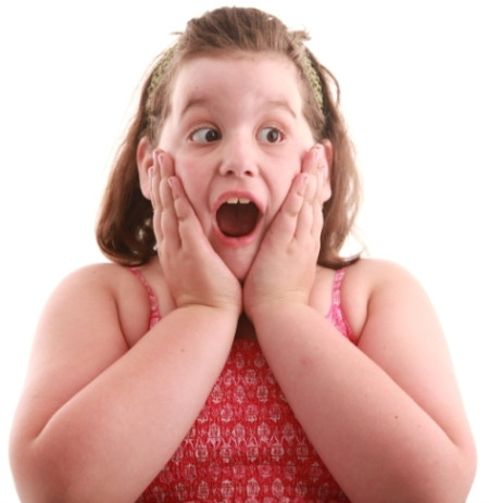 Bản thân những bé gái dậy thì sớm cũng có nguy cơ mắc bệnh béo phì cao, thậm chí họ có thể béo trước cả tuổi dậy thì.