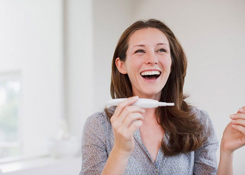  Khám sức khỏe sinh sản tiền hôn nhân để chuẩn bị mang thai, sinh đẻ ra những đứa con khỏe mạnh. Dự phòng các bệnh lý, dị tật bẩm sinh cho đứa con trong tương lai, chuẩn bị cho người phụ nữ có điều kiện sức khỏe để mang thai và sinh đẻ an toàn.