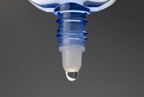  Không dùng thuốc nhỏ mắt của người khác, vì mỗi người có mỗi bệnh khác nhau. Ngoài ra, có nhiều loại thuốc nhỏ mắt cấm dùng trong vài bệnh nhiễm của mắt.