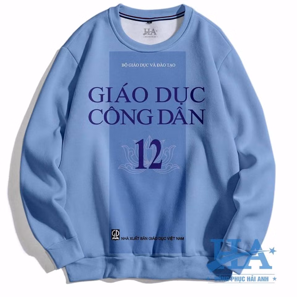 Nhiều bạn học sinh hy vọng mặc chiếc áo sách giáo khoa nào sẽ giúp bản thân học giỏi hơn, đạt điểm cao hơn.