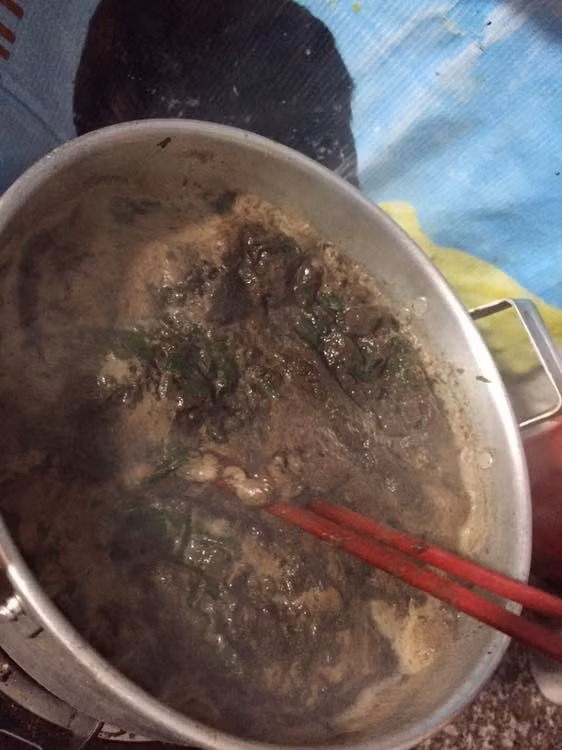 Chong nau canh, vo nhin ket qua chi muon non thoc non thao