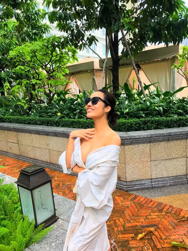 Kiko Chan cho hay, sau đúng 28 ngày chạy thử, cô đã thu về 50 triệu tiền lãi ròng. Đây là lần đầu tiên cô bắt tay vào sự nghiệp kinh doanh, "buôn bán nhỏ lẻ" mà thấy tiền nhanh và lãi hơn rất nhiều so với bất động sản.