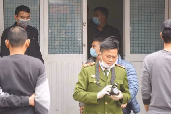 Vu nam sinh lop 9 tu vong o Hai Phong: Tuc gian, bo dam thau nguc con-Hinh-2