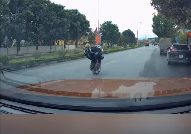 Nam thanh nien 18 tuoi 