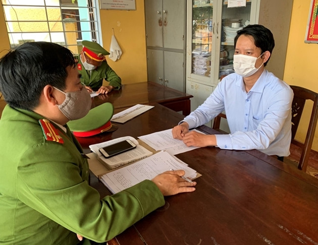 Bat nguyen Giam doc Chi nhanh van phong dang ky dat dai TP. Hue