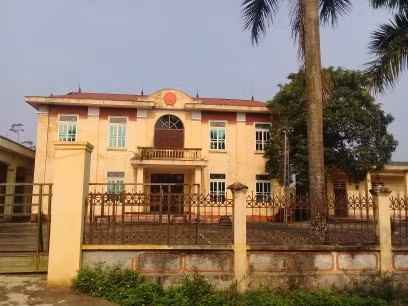 Nhiều trụ sở UBND xã sau sáp nhập chưa có kế hoạch sử dụng, bỏ không gây lãng phí.