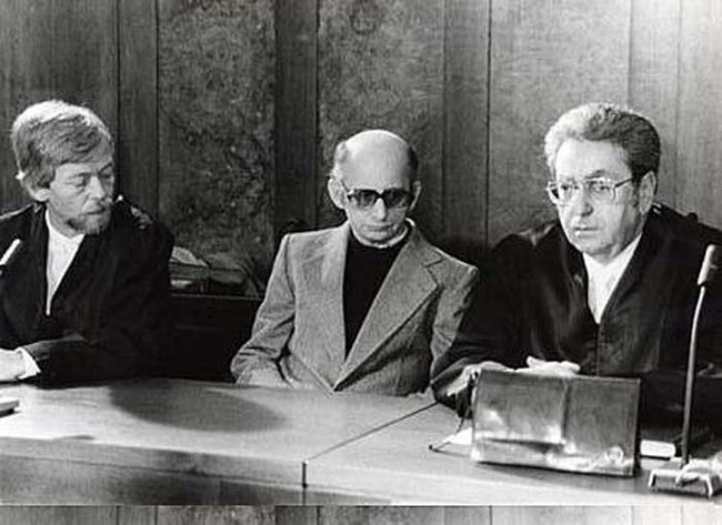 Một số người cho rằng số nạn nhân bị Kroll giết có thể nhiều hơn vì gã kém không minh nên quên một số vụ. Phiên tòa xét xử gã kéo dài 3 năm từ năm 1979 - 1982. Cuối cùng, tòa tuyên án tù chung thân đối với Kroll. Vào ngày 1/7/1991, gã chết trong tù sau khi lên cơn đột quỵ. Mời độc giả xem video: Đà Nẵng điều tra vụ giết người rồi chôn xác nhiều lần. Nguồn: VTC14